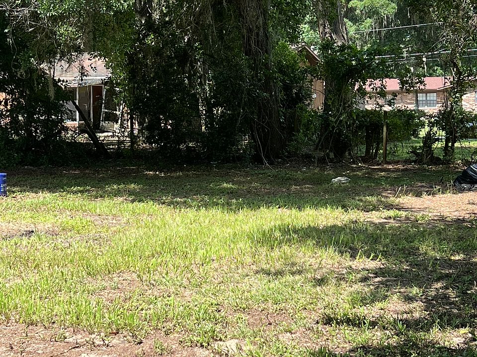 2nd image of 2306 SE 45th Ter