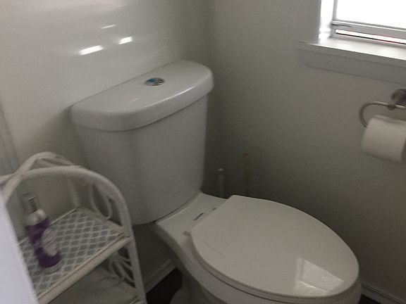5th image of 362 Norwich Ln