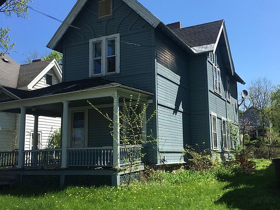 2nd image of 417 Westcott St #417