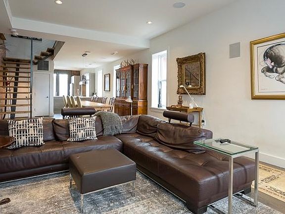 Living room /dining room/ kitchen