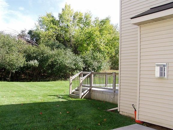 4th image of 6281 Aspen Way