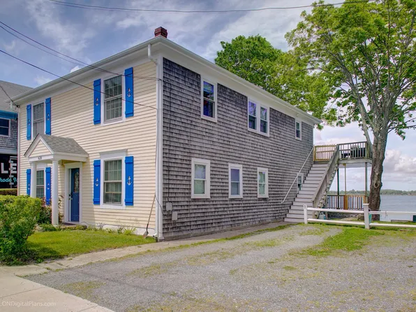 628 Park Ave, Portsmouth, RI