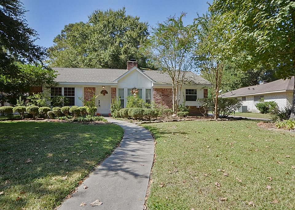 1st image of 3311 Cave Springs Dr