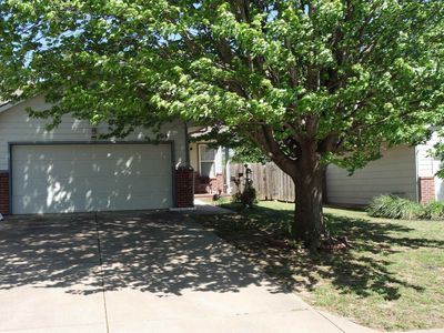 406 N Zachary Dr, Derby, KS, 67037