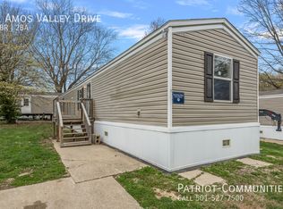 1 Amos Valley Dr, Springfield, IL 62702