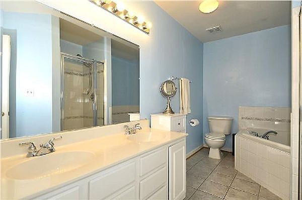 1st image of 7627 Duneiden Ln