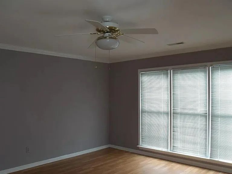 209 Amersham Dr #G — Photo 3