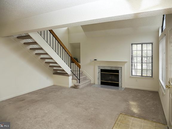 4th image of 1609 Airy Hill Ct #8D