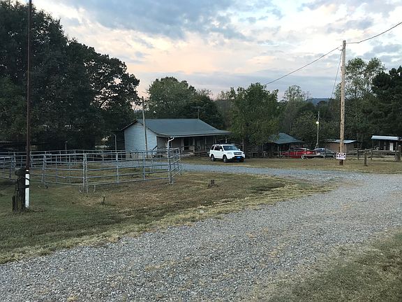 3rd image of 109 Godfrey Pass Ln