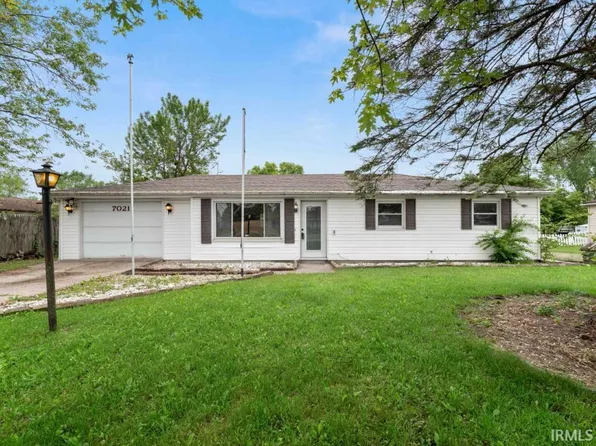 7021 Pumpkin Ln, Fort Wayne, IN 46835