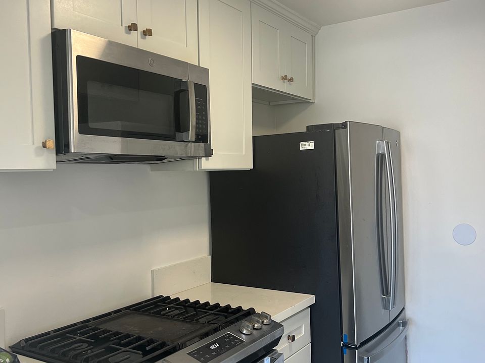 Fully equipped kitchen with stainless steel appliances