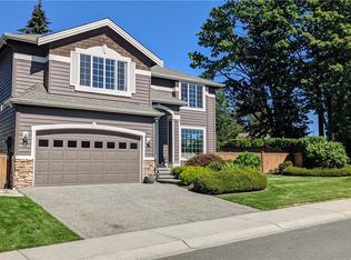 927 204th Pl SW, Lynnwood, WA 98036