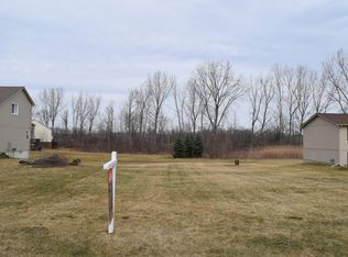 3936 W Maple Rd, Wixom, MI 48393