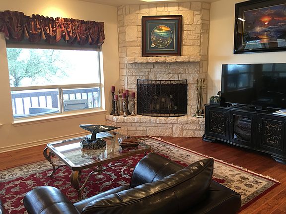 4th image of 443 Oak Shores Dr