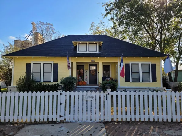 502 S Bell St, Hamilton, TX 76531