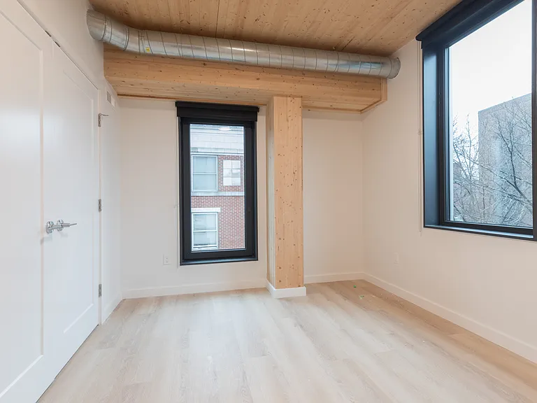 11 Lenox St #403 — Photo 7