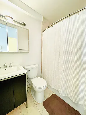 Rented by Triplemint | media 26