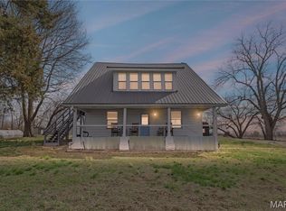 612 N Main St, Eolia, MO 63344