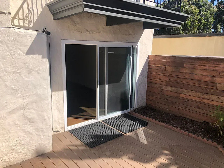 4213 Loma Riviera Ln — Photo 23