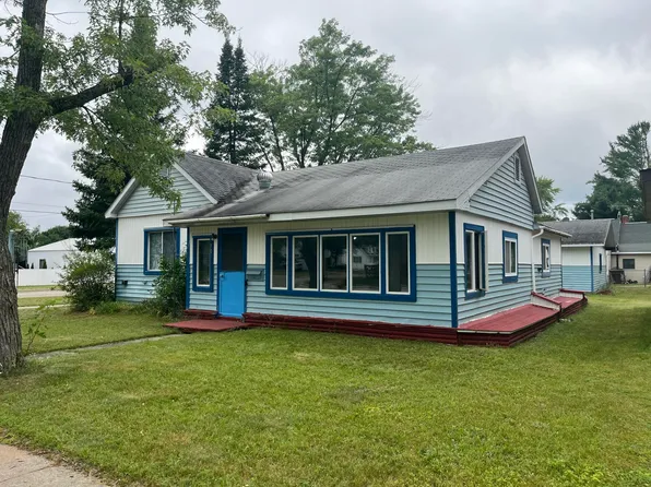 701 Ogemaw St, Grayling, MI 49738