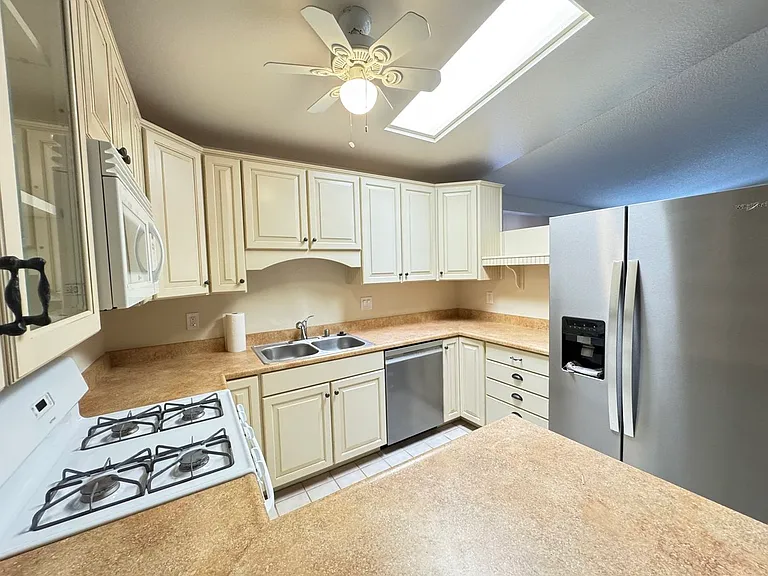 126 Jericho Circle Gln — Photo 11