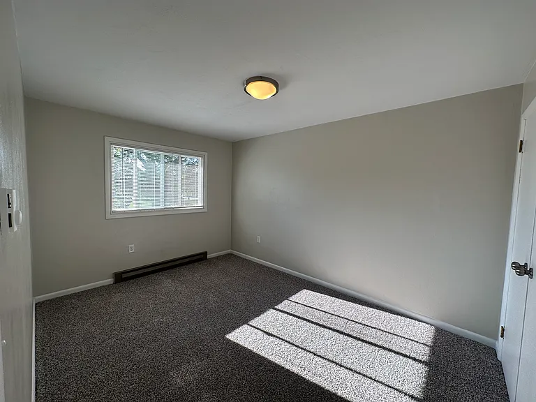 6995 W 200 N #11 — Photo 18