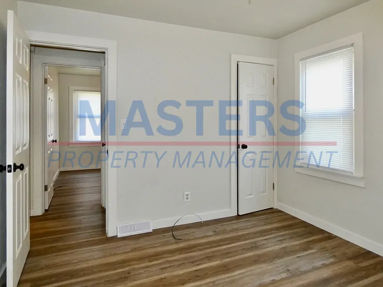 926 Searles Rd — Photo 6