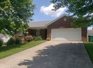 447 Fieldlark Way, Harrodsburg, KY 40330