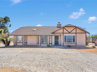 10443 Caribou Ave, Apple Valley, CA 92308