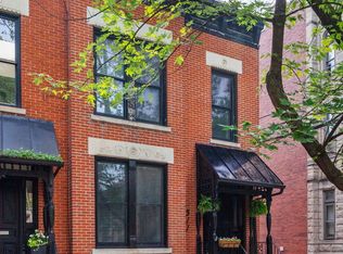 511 W Grant Pl, Chicago, IL 60614