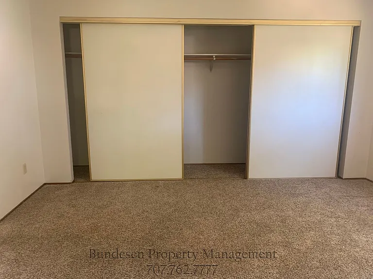 3200 Niagara Way — Photo 11
