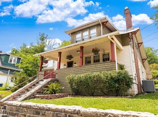 843 Ridgeway Ave, Morgantown, WV 26505