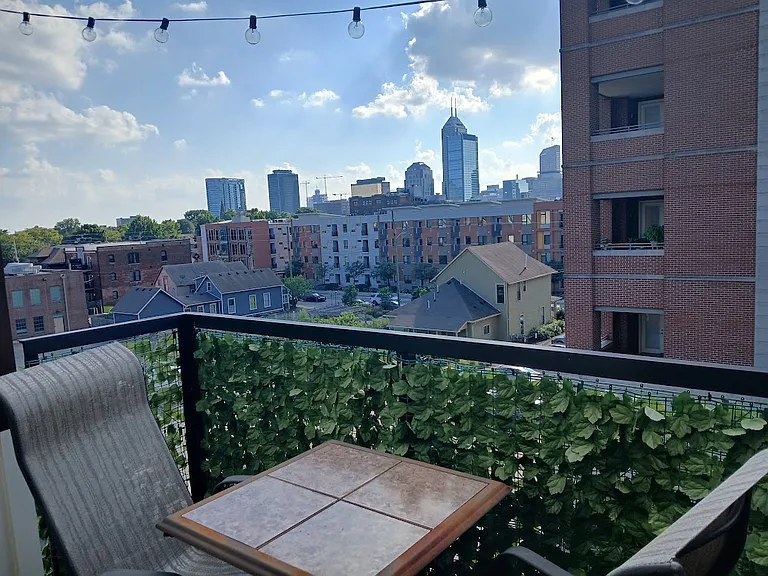 721 E North St #4C — Photo 17