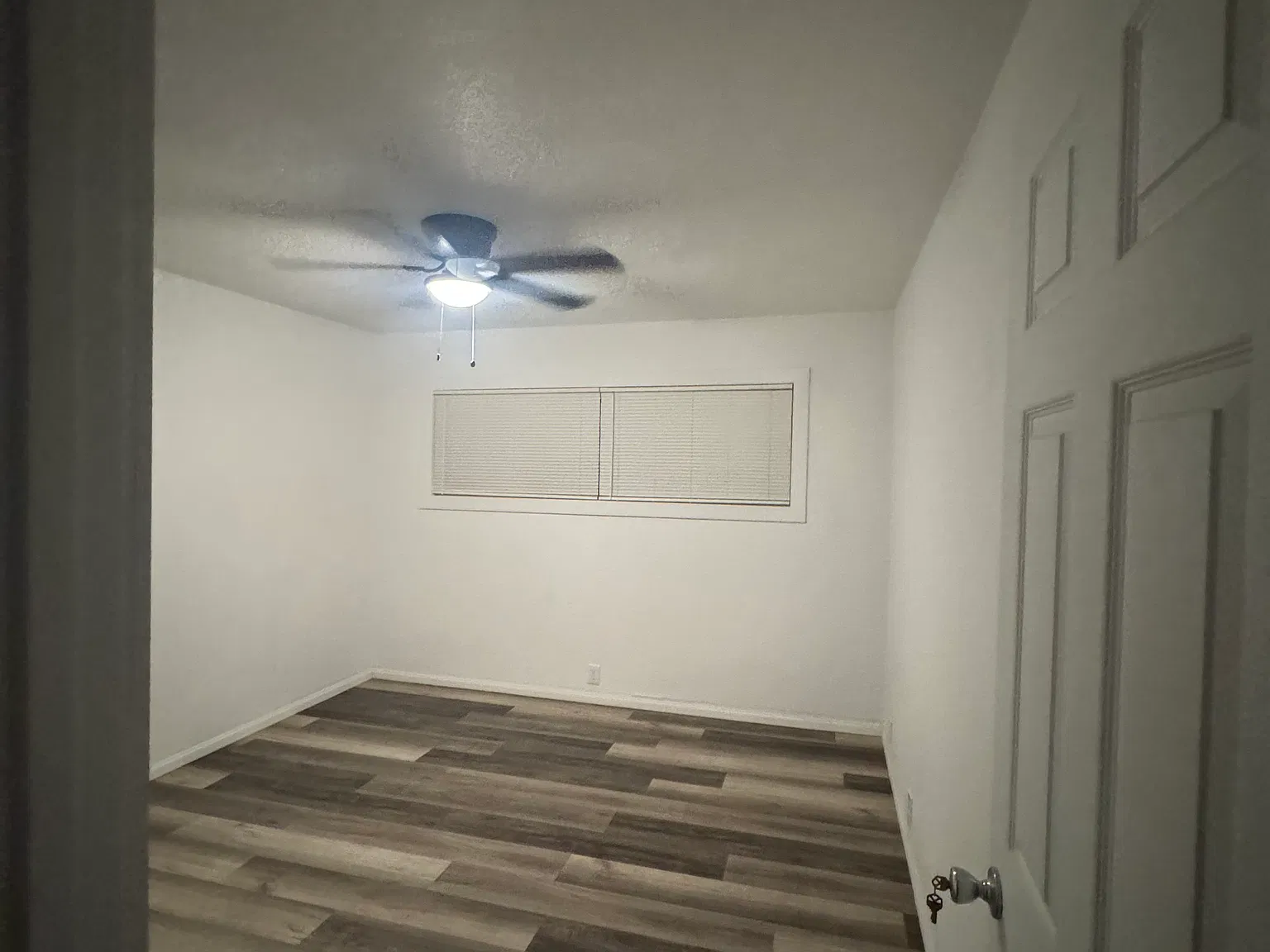 4 bed, 1800 sqft, $4,000 — Photo 2