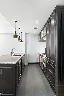 3rd image of 51 Jay St APT 1J