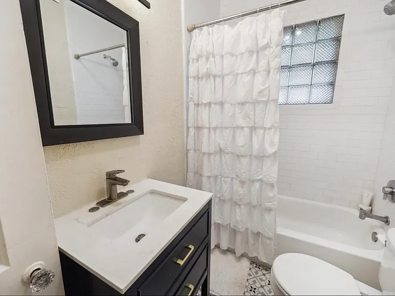 1660 Kipling St #4 — Photo 7