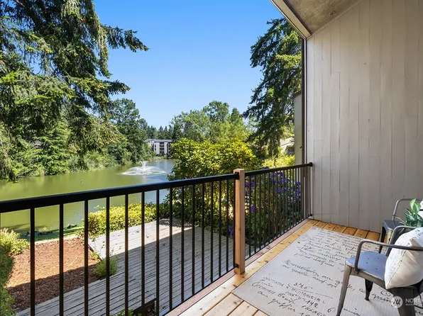 6674 138th Avenue NE #612, Redmond, WA 98052