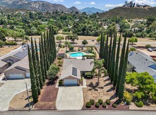 24131 Del Amo Rd, Ramona, CA 92065