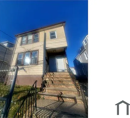 3 bed, $1,950 — Photo 1