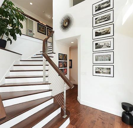5th image of 500 N Gower St