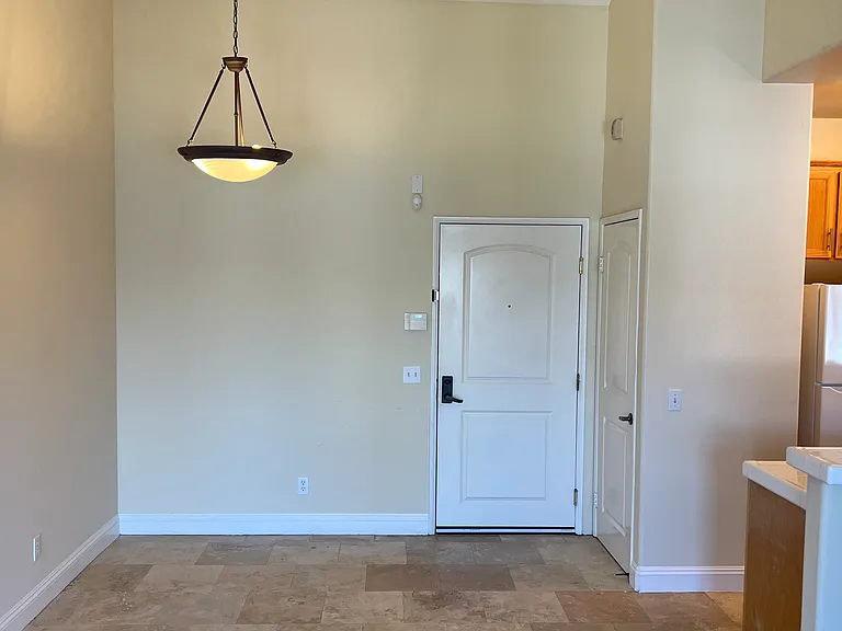 6901 Laurel Canyon Blvd #211 — Photo 8