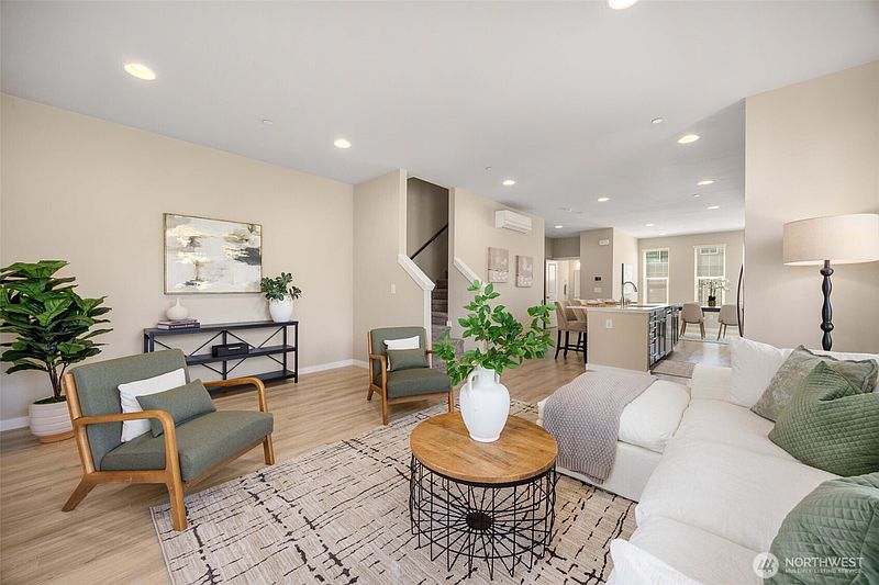 5th image of 15113 40th Avenue W #C1