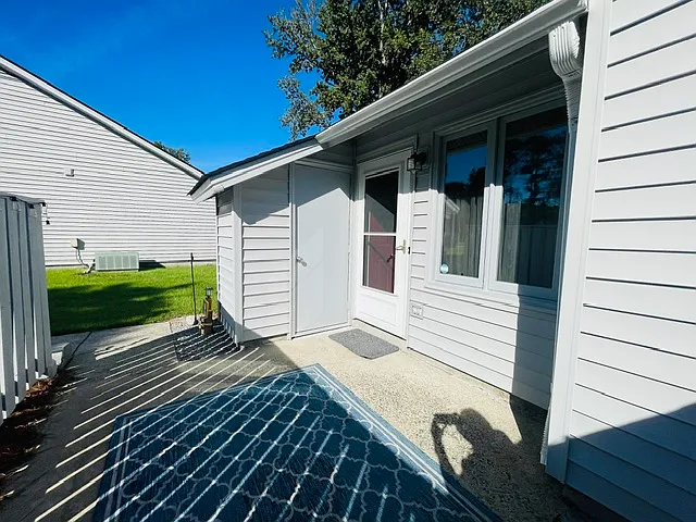 11 A Mulberry Lane - 1 — Photo 4