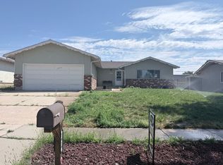 1419 Prado Dr, Fountain, CO 80817
