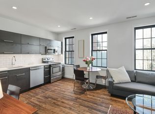 240 Fulton St, Philadelphia, PA 19147