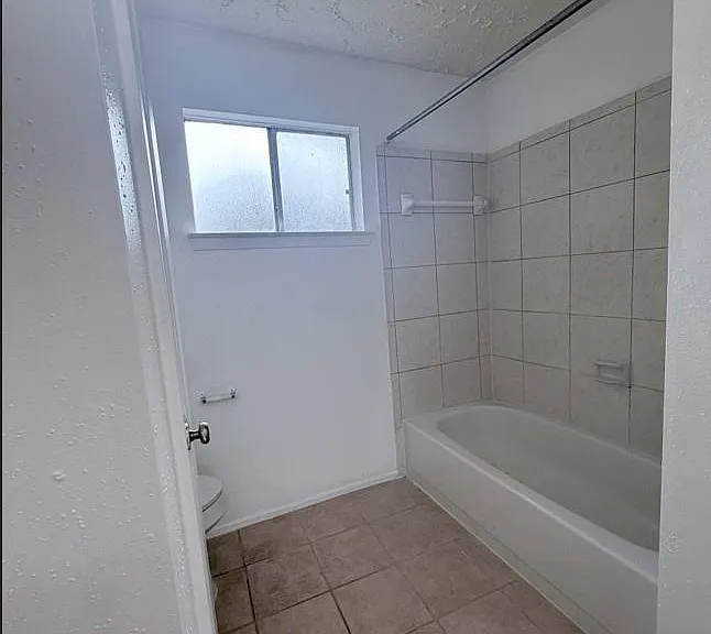 3610 Timber Rock Ct — Photo 15