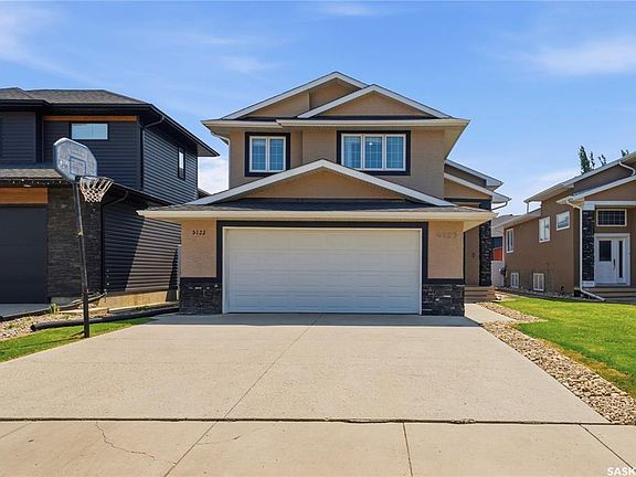 2nd image of 5122 Canuck CRESCENT