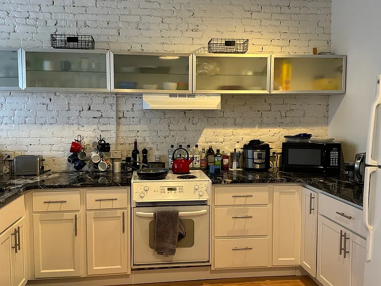 241 Asylum St #401 — Photo 17