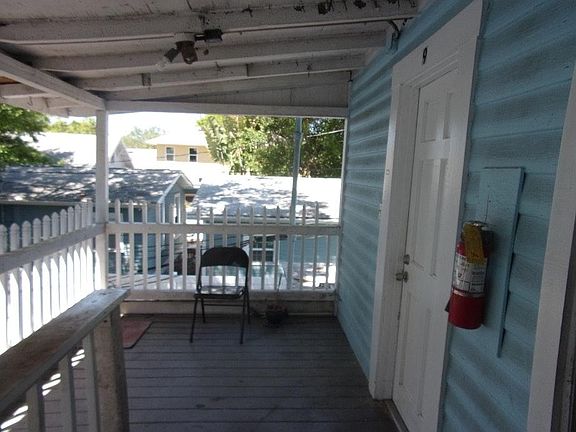 2nd image of 209 11th Ave N APT 9