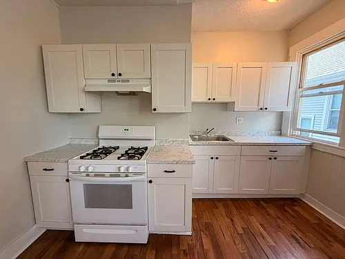 162 Sheffield Ave #2B Photo 1